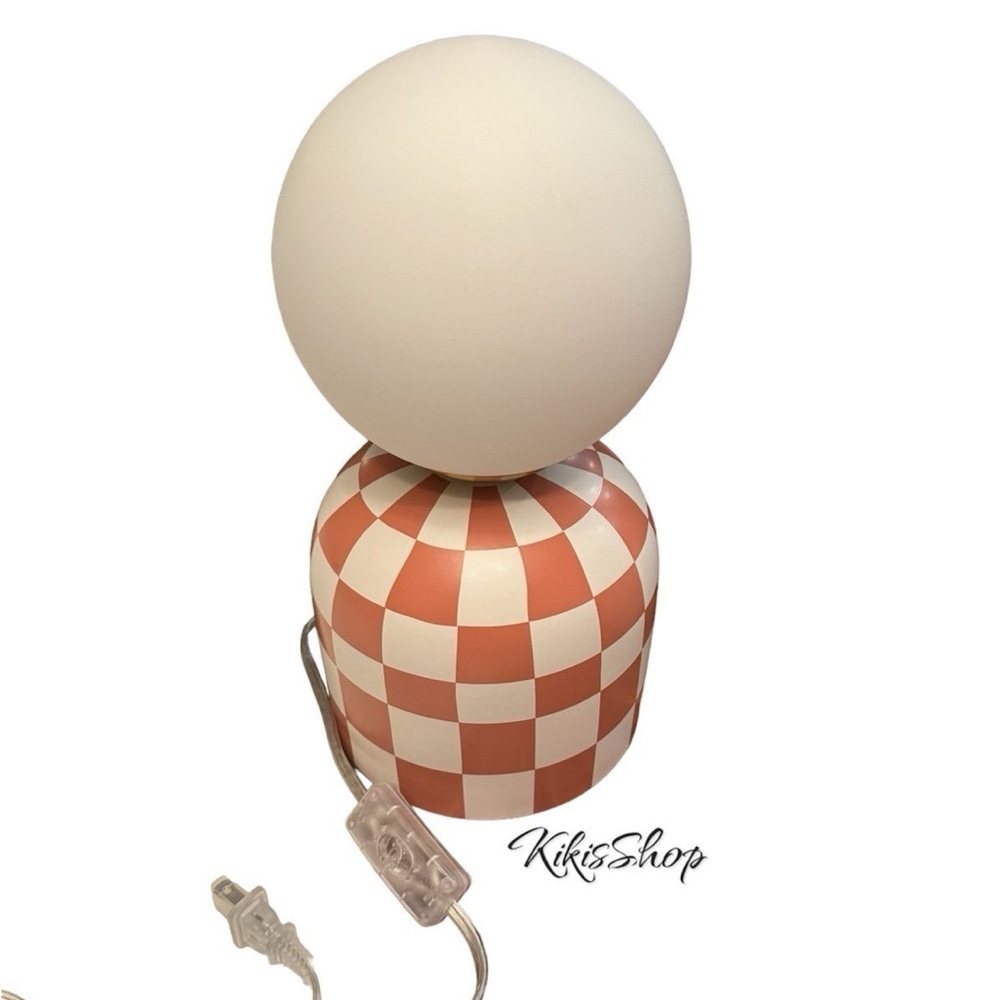Checkered Ambient Globe Light Versatile
Rust - Room Essentials - Picture 9 of 9